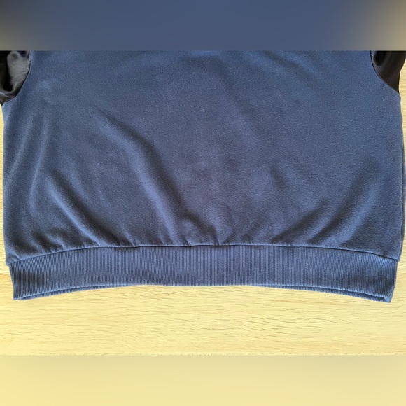 Nation x SoulCycle Cropped Sweatshirt Navy Contrast Sleeve M - Picture 11 of 12